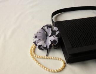 葬儀のマナーと服装選び方のポイントを解説